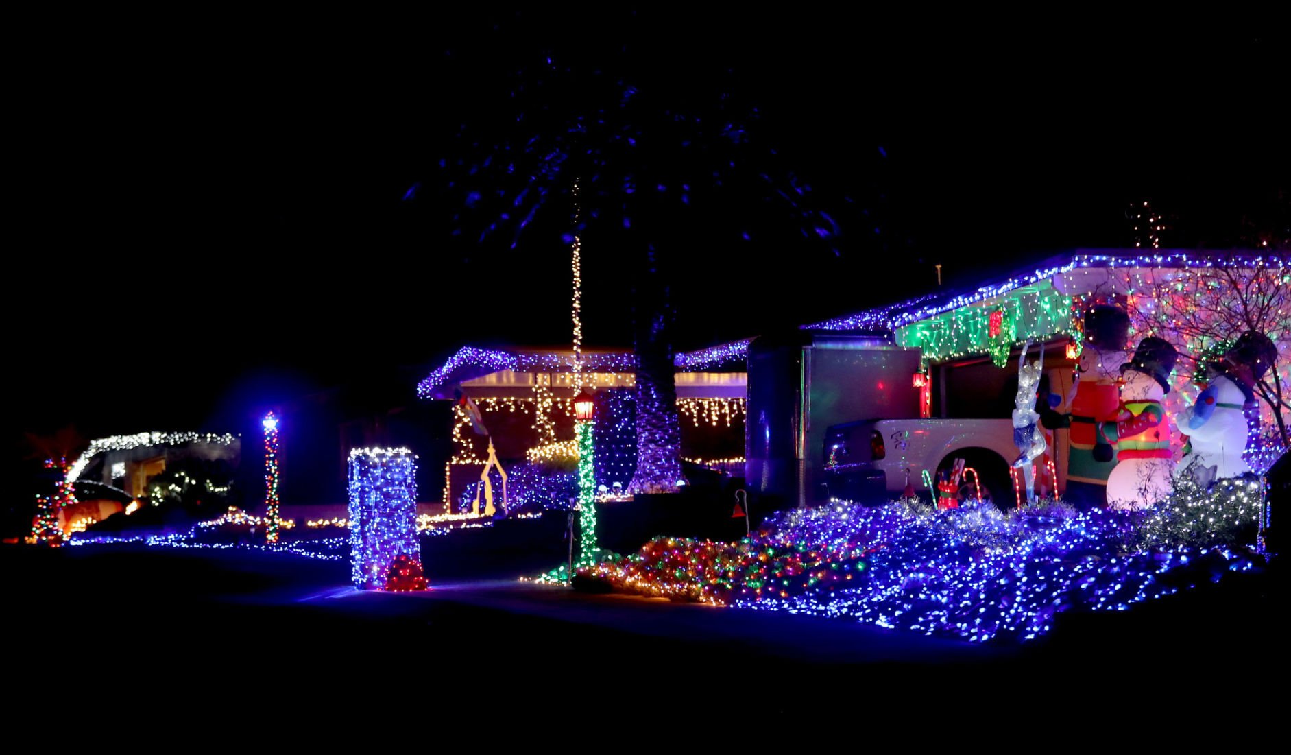 Christmas lights at homes in Tucson, 2020